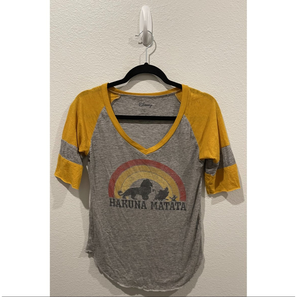 DISNEY Hakuna Matata Grey Yellow Top - Picture 1 of 3